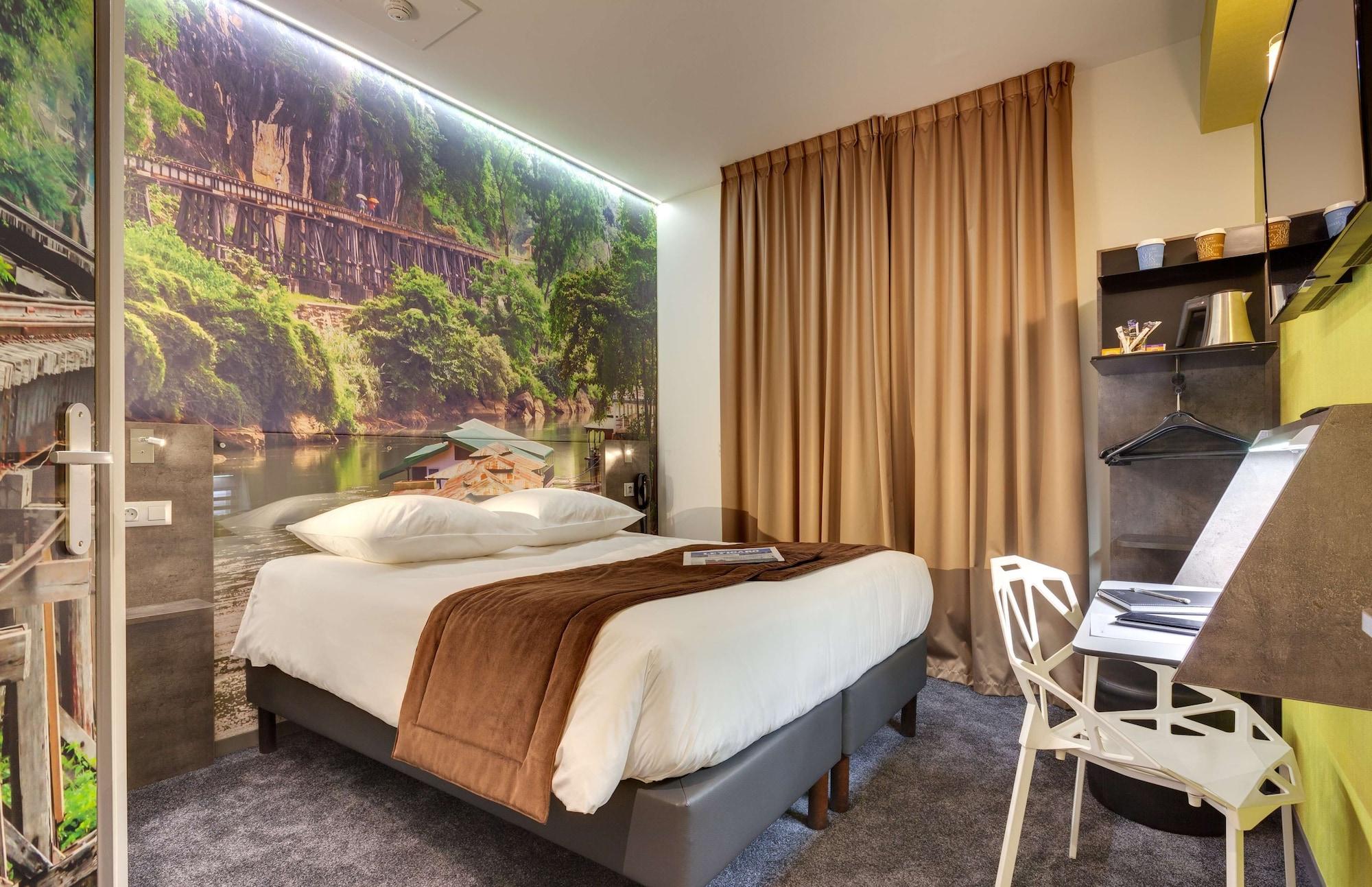 Hotel Kyriad 3*